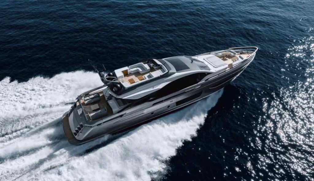 Azimut S10 - azimutyachts.com - boatmagazine.it