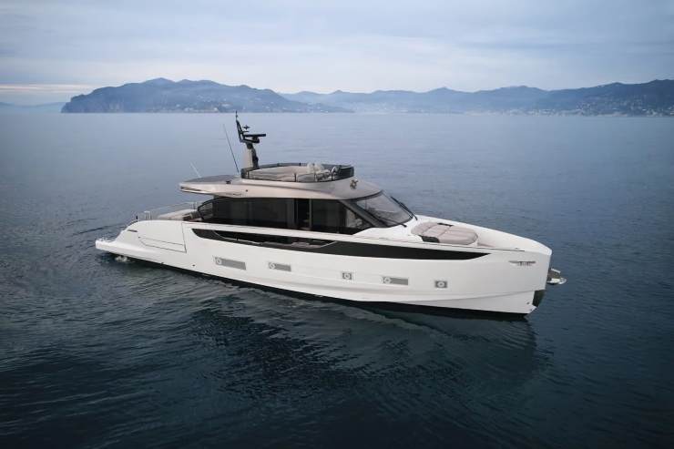 Azimut Seadeck 7 - azimutyachts.com