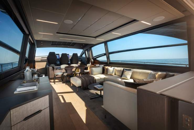 Pershing 8X - pershing-yacht.com