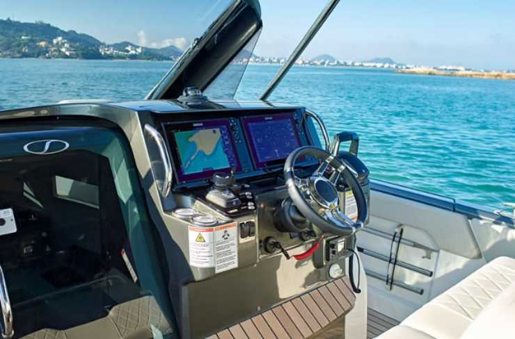 Schaefer V33 - schaeferyachts.com