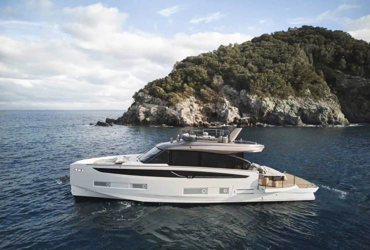 Seadeck 6 Azimut - Azimutyachts.com - boatmagazine.it 8