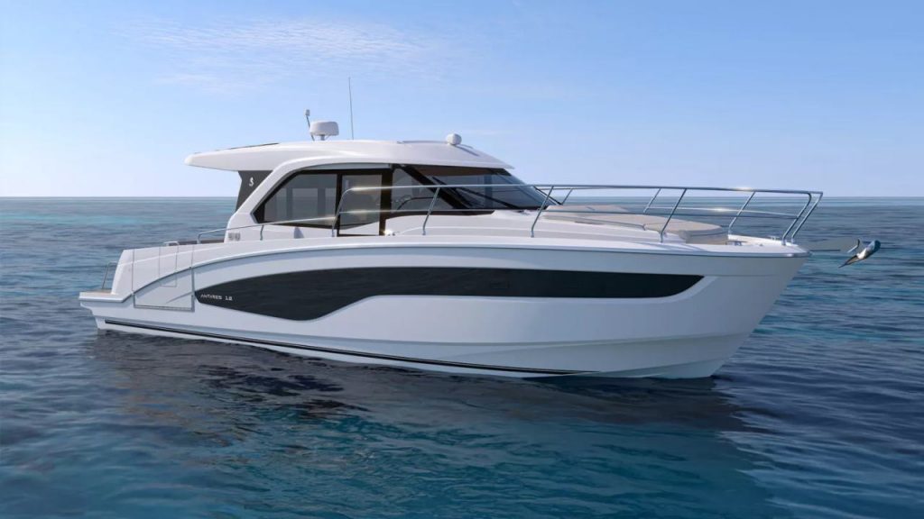 Antares 12 Coupé - beneteau.com