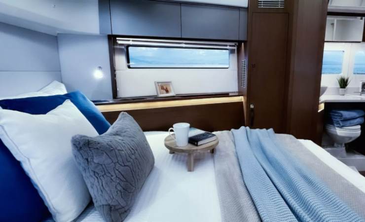 Antares 12 Coupé - beneteau.com