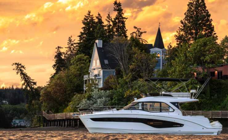 Antares 12 FLY - Beneteau.it