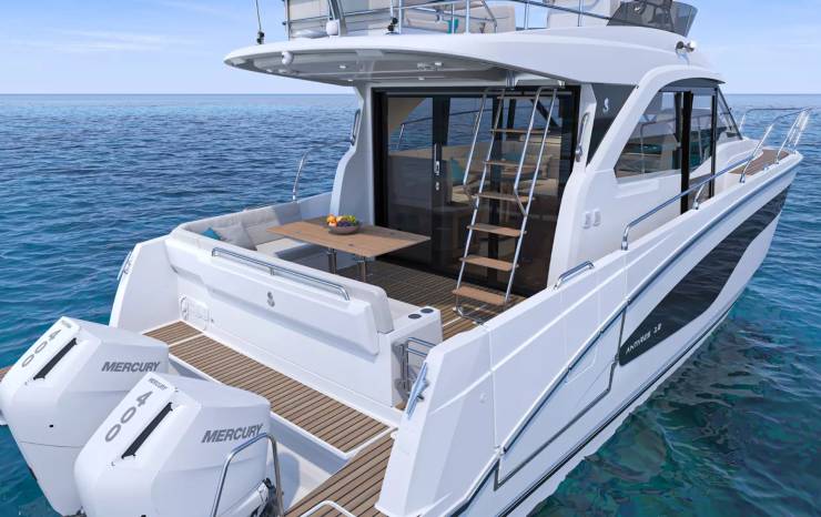 Antares 12 FLY - Beneteau.com
