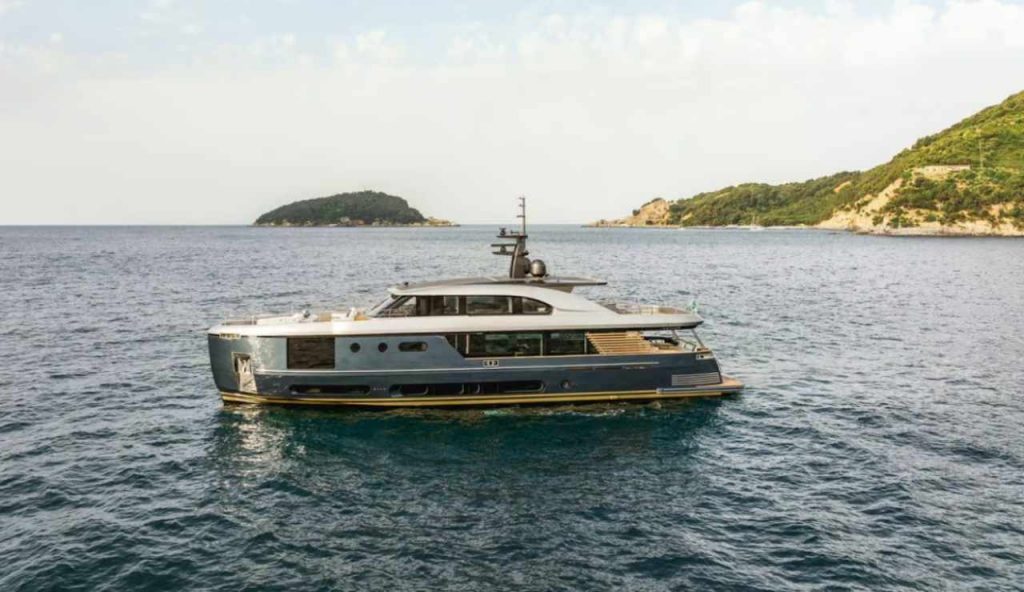 Azimut Magellano 30M - azimutyachts.com